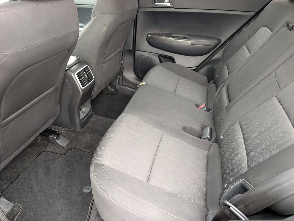 Certified 2021 Kia Sportage LX AWD/4WD image 18