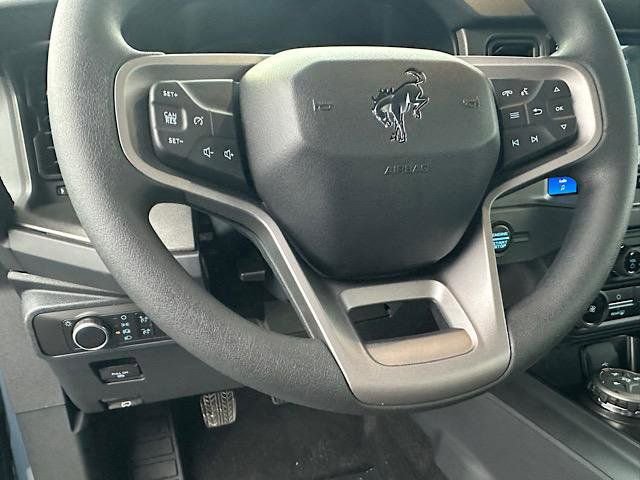 New 2025 Ford Bronco 2-Door image 13