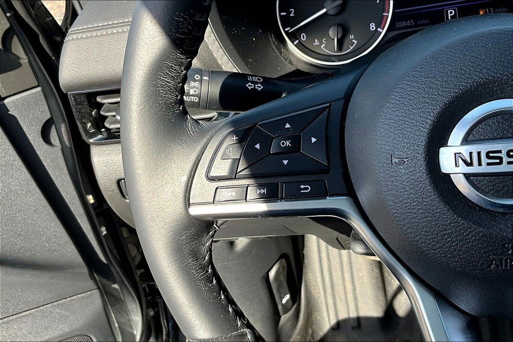 Used 2022 Nissan Sentra SV image 11