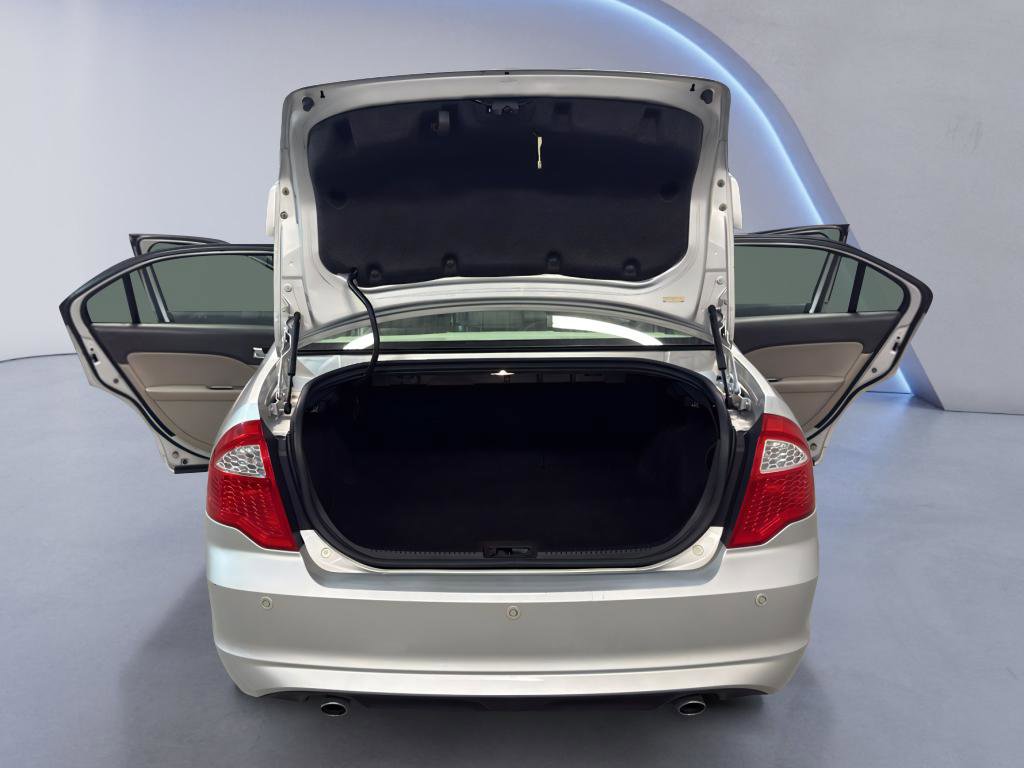 Used 2011 Ford Fusion SEL w/ 302A Rapid Spec Order Code image 12