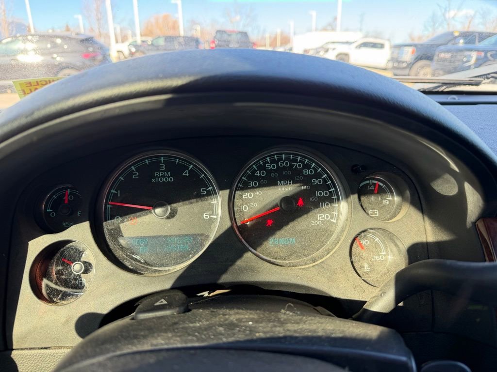 Used 2011 Chevrolet Silverado 1500 LTZ w/ LTZ White Diamond Edition image 15