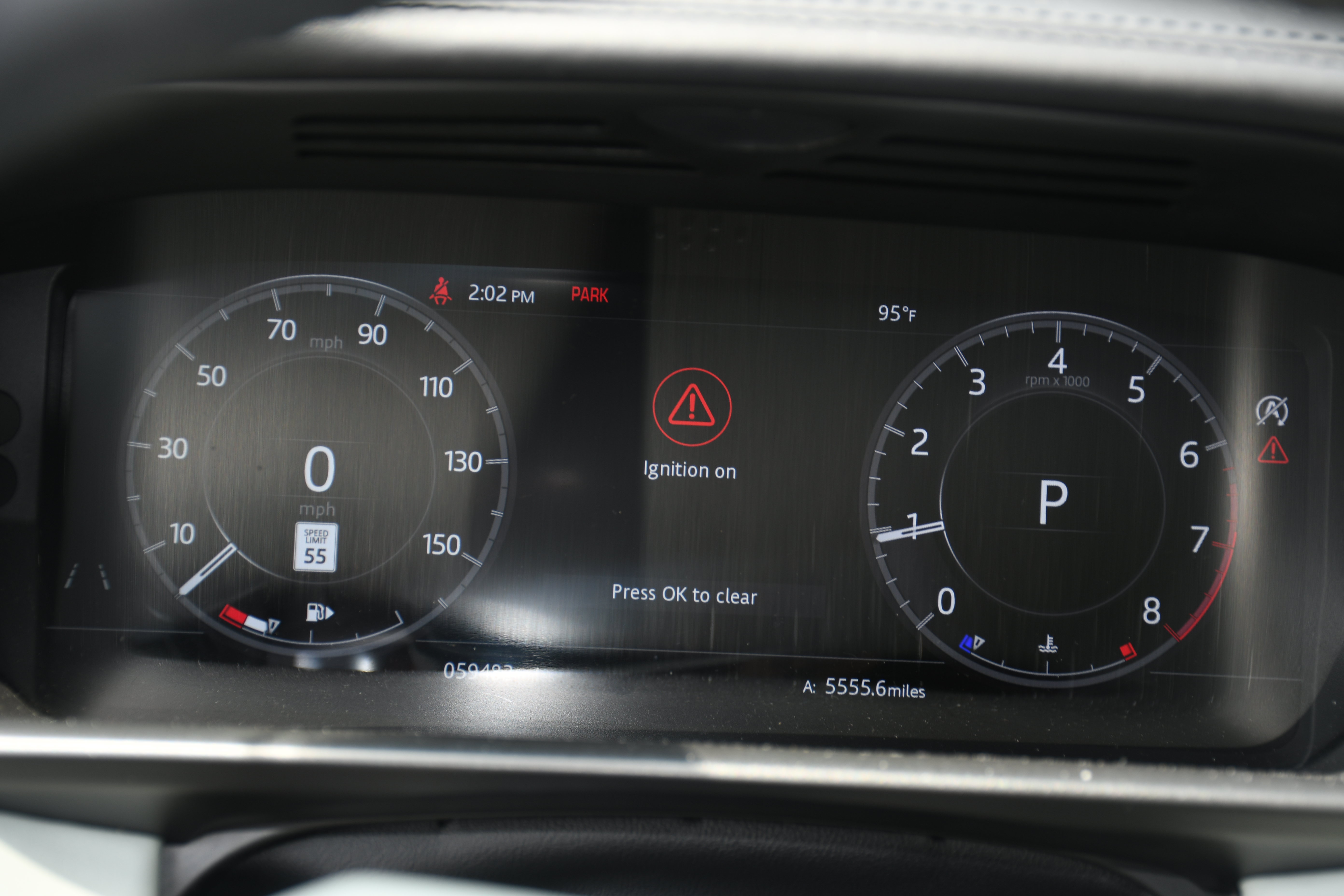 Used 2019 Land Rover Discovery HSE Luxury AWD/4WD image 16