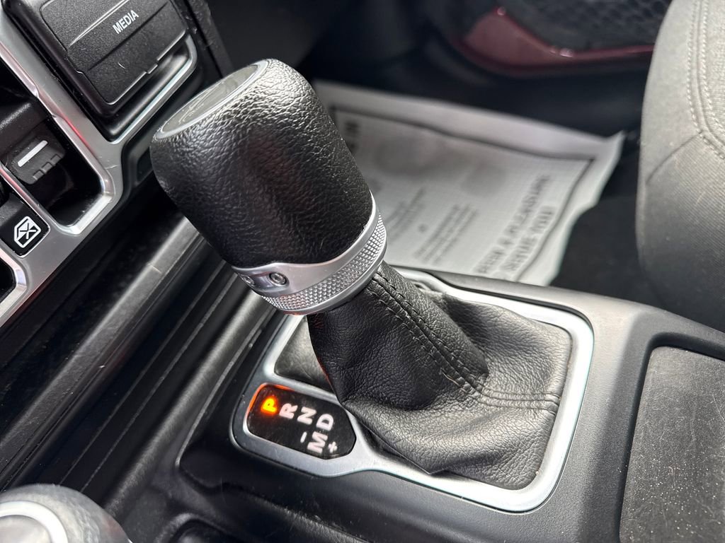 Used 2022 Jeep Gladiator Sport image 22