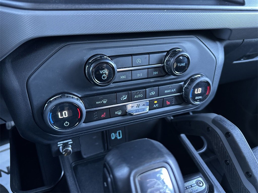 Used 2023 Ford Bronco Big Bend image 18