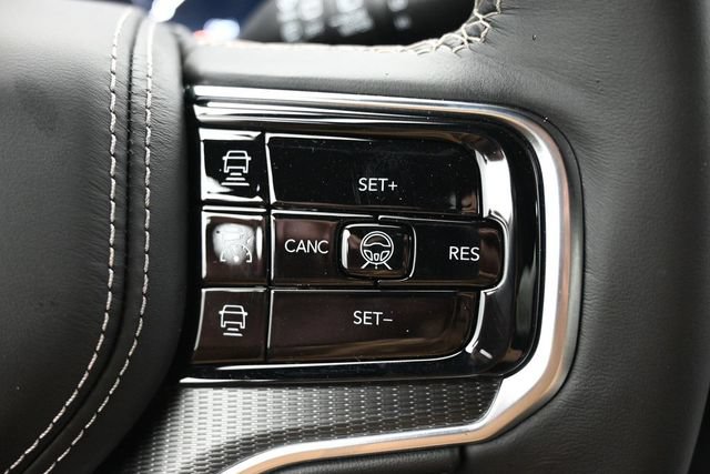 New 2026 Jeep Grand Wagoneer L Summit AWD/4WD image 7