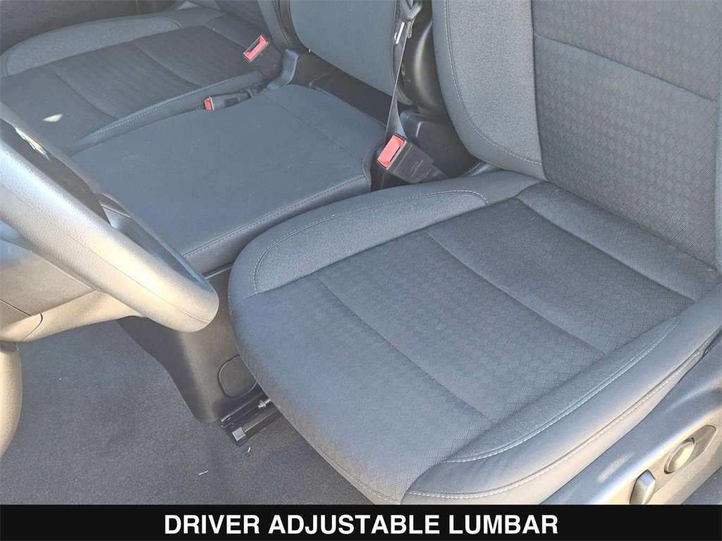 Used 2024 Chevrolet Silverado 2500 Custom w/ Custom Value Package image 16