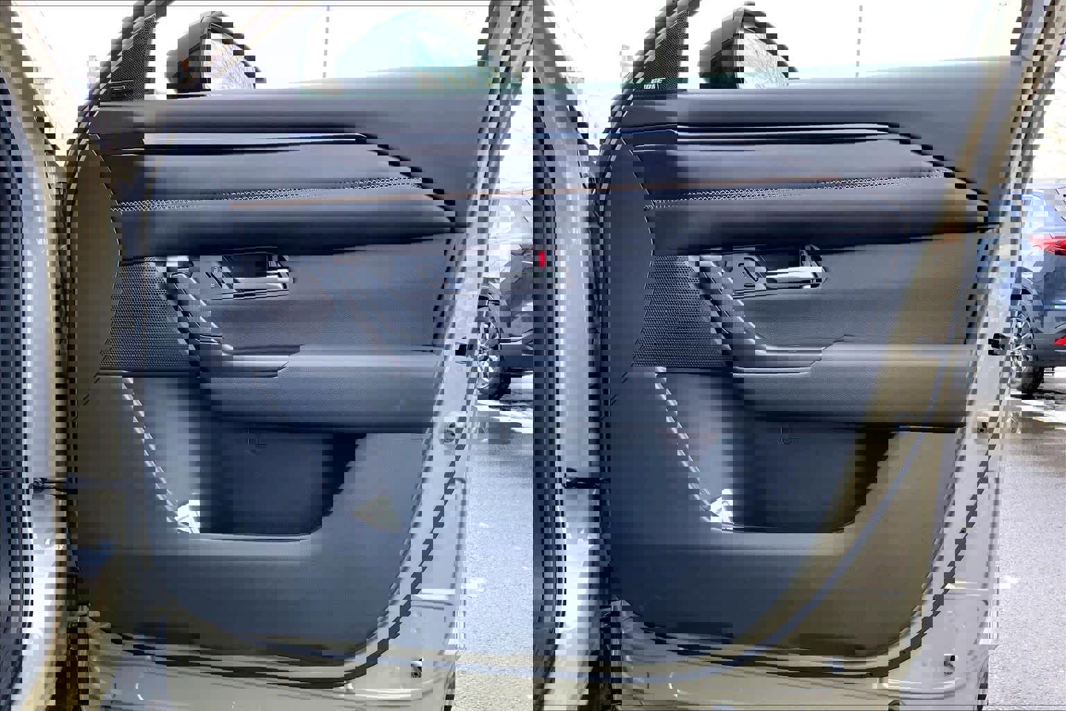 Used 2025 MAZDA CX-50 AWD 2.5 Turbo w/ Weather Package image 23