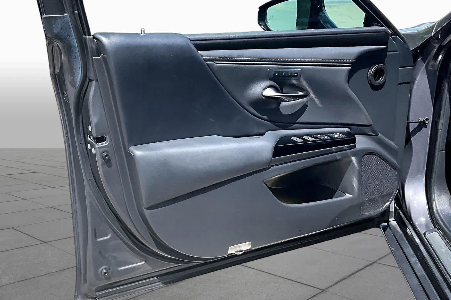Used 2022 Lexus ES 350 w/ Premium Package FWD image 26