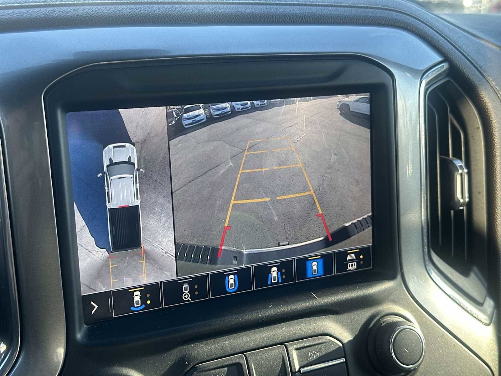 Used 2021 Chevrolet Silverado 3500 LTZ w/ LTZ Convenience Package image 22