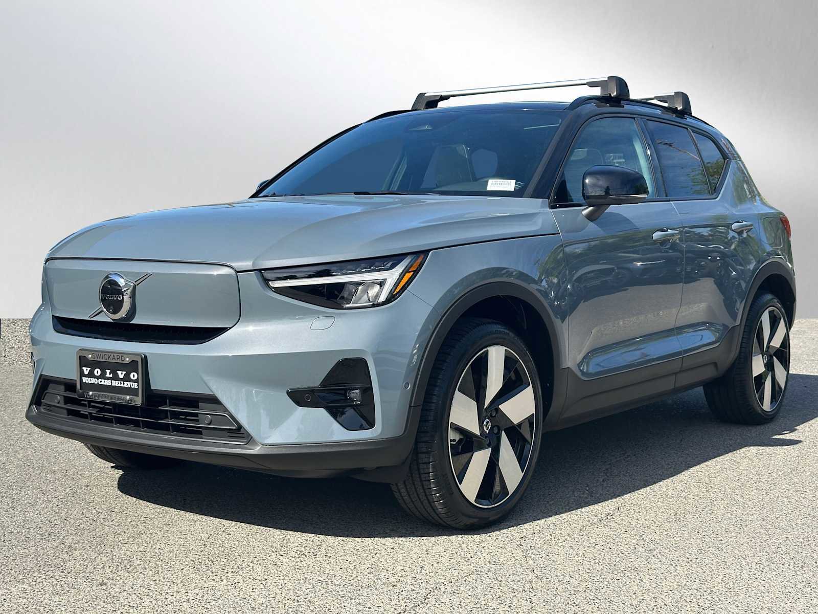 Certified 2023 Volvo XC40 Recharge Ultimate AWD/4WD image 8