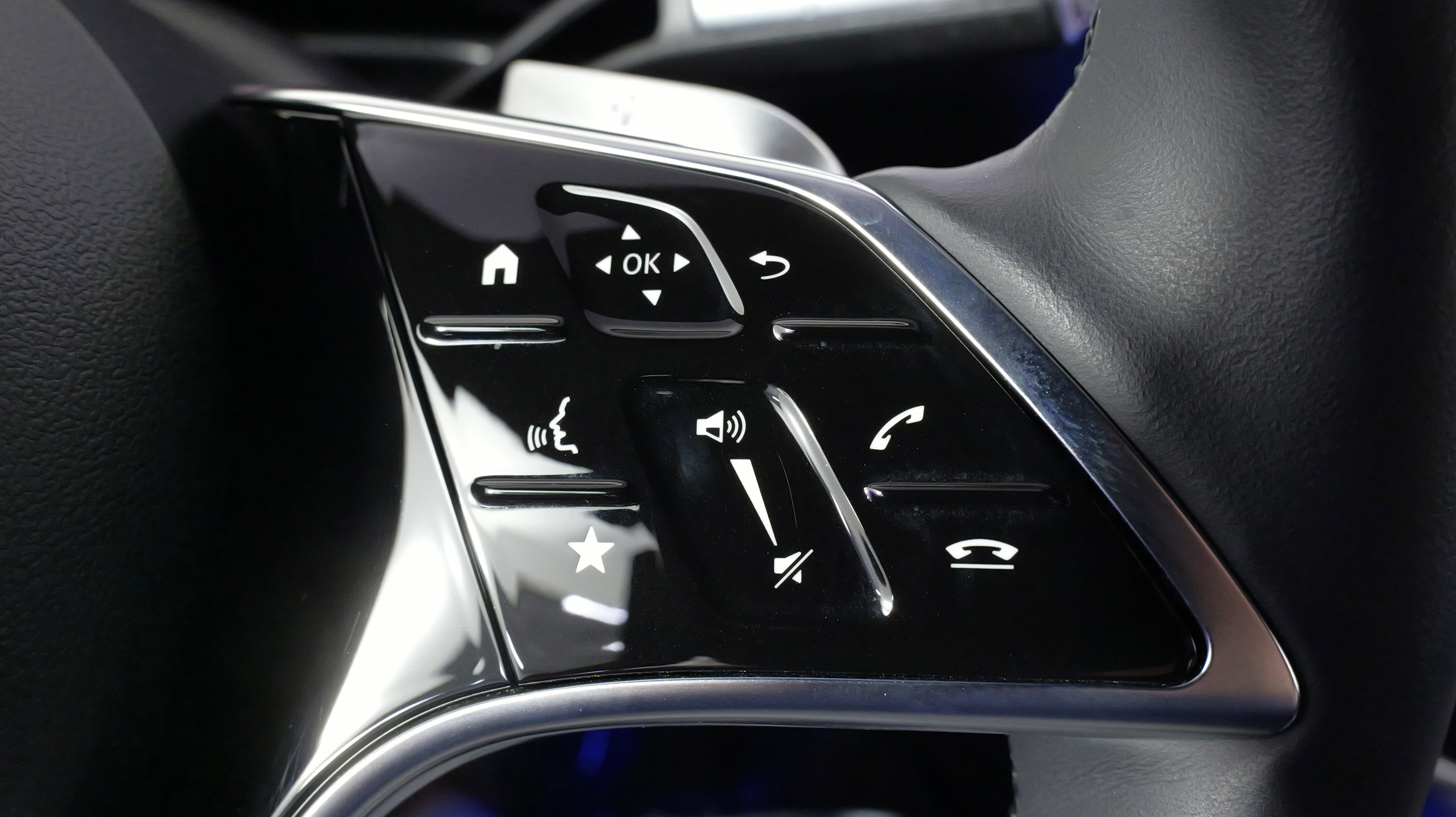 Used 2025 Mercedes-Benz EQS 580 EQS 580 4MATIC image 51