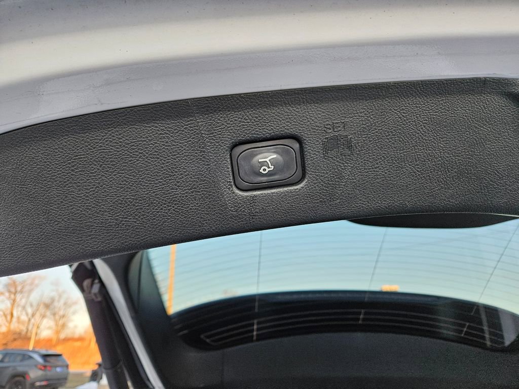 Used 2022 Ford Edge SEL w/ Convenience Package image 34