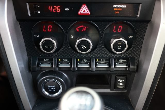 Used 2013 Subaru BRZ Limited w/ Popular Pkg 1B RWD image 34
