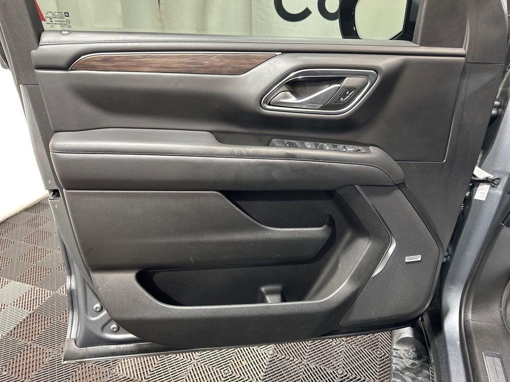 Used 2022 Chevrolet Tahoe Z71 w/ Luxury Package image 21