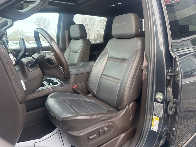 Used 2021 GMC Sierra 2500 Denali w/ Denali Ultimate Package image 16