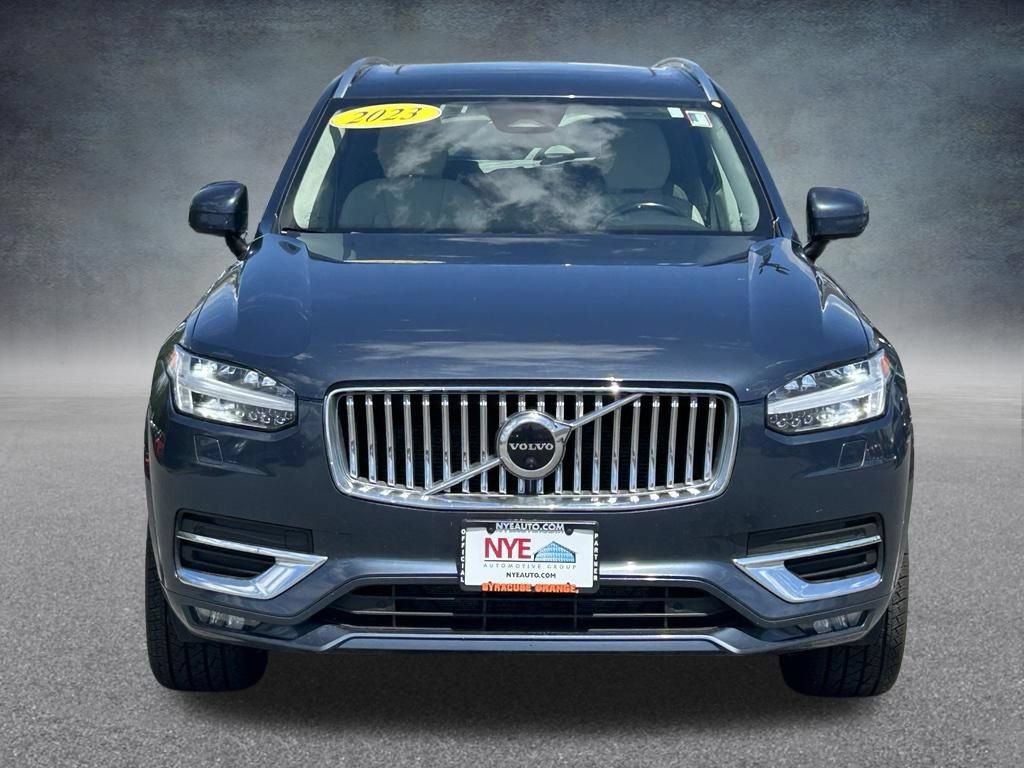 Used 2023 Volvo XC90 B6 Plus w/ Protection Package AWD/4WD image 8