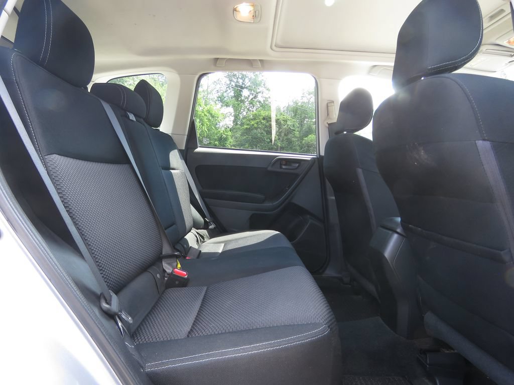 Used 2015 Subaru Forester 2.5i Premium w/ All-Weather Package AWD/4WD image 16