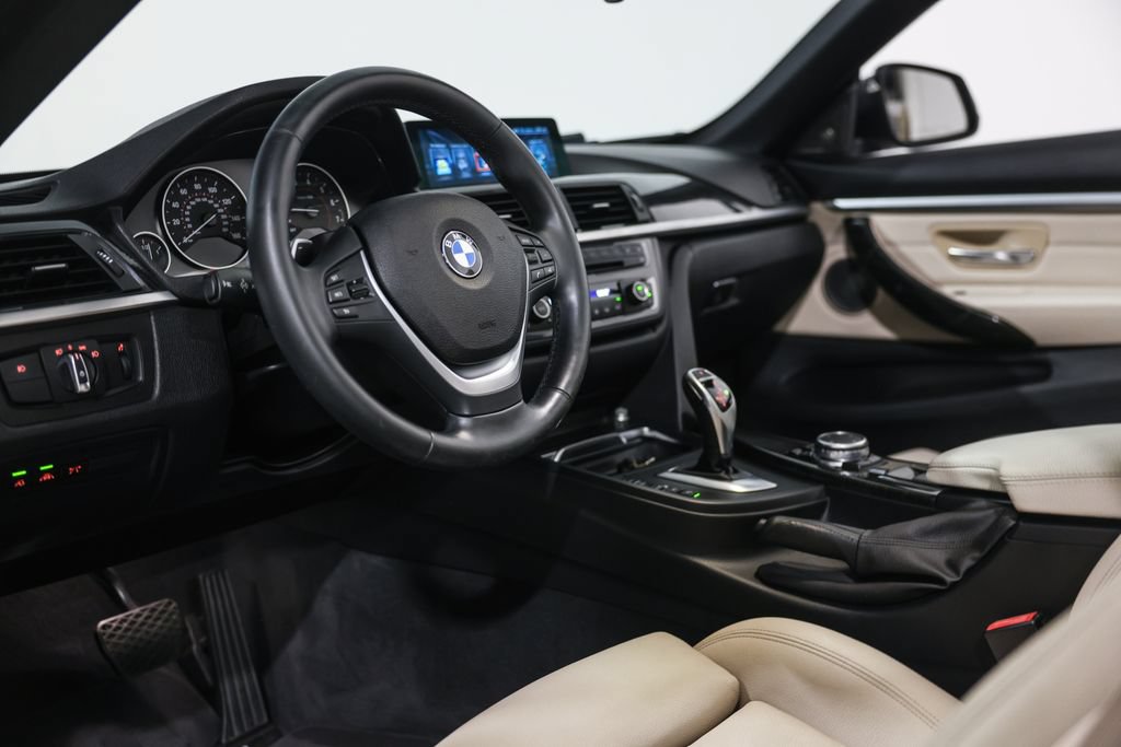 Used 2017 BMW 440i Convertible RWD image 31