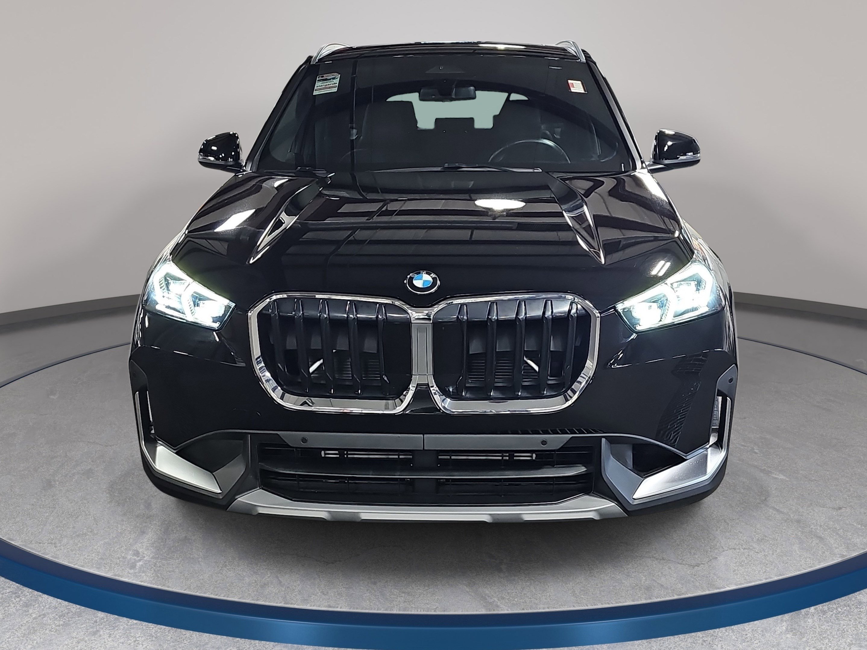 Certified 2023 BMW X1 xDrive28i w/ Convenience Package AWD/4WD image 2