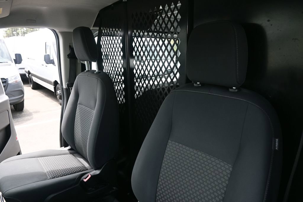 Used 2024 Ford Transit 250 Low Roof w/ Exterior Upgrade Package image 5