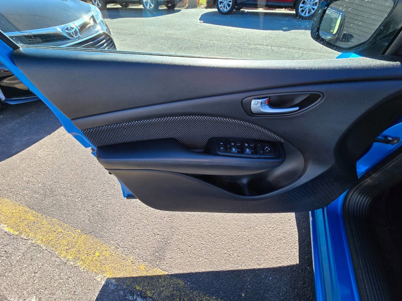 Used 2016 Dodge Dart SXT image 12