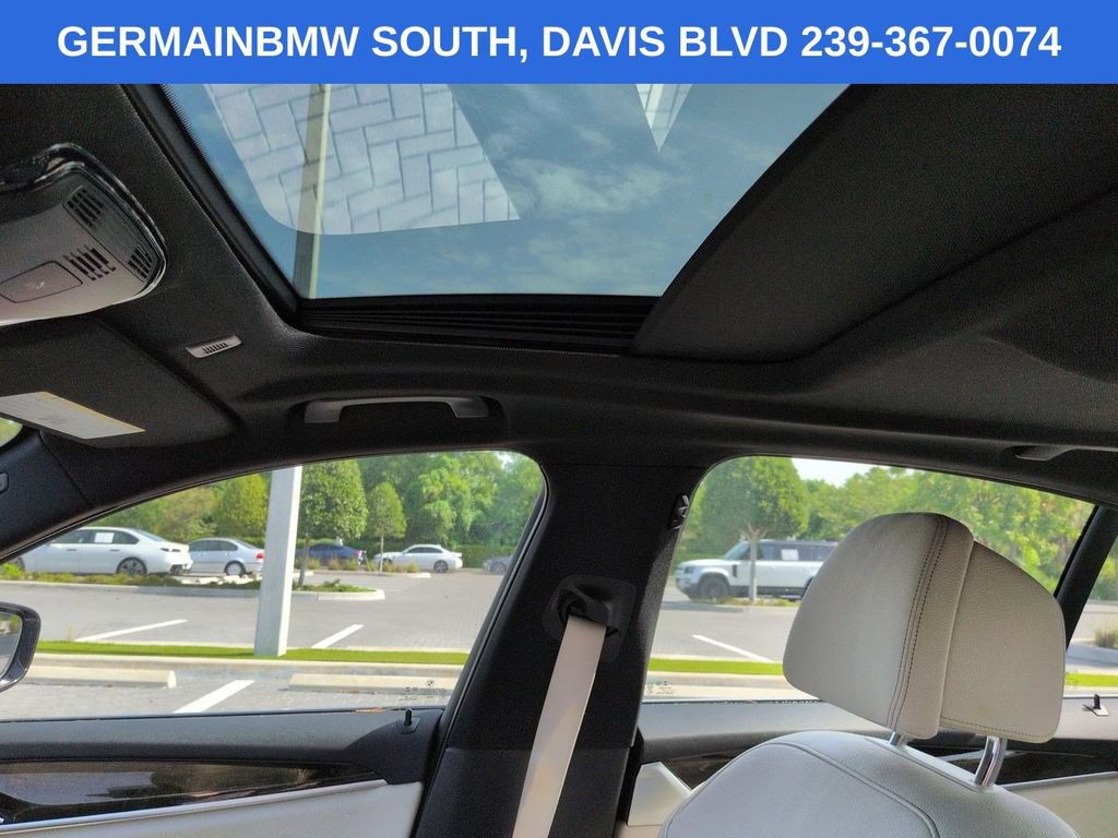 Used 2020 BMW 530i w/ Premium Package RWD image 22