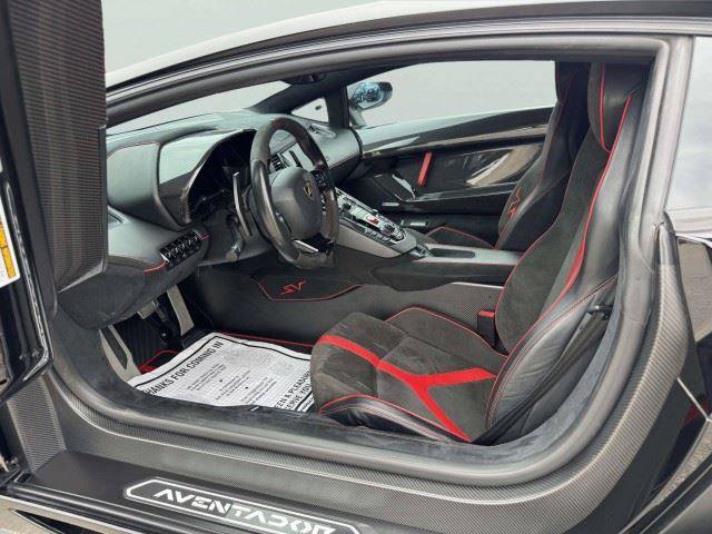 Used 2017 Lamborghini Aventador LP 750-4 Superveloce AWD/4WD image 35