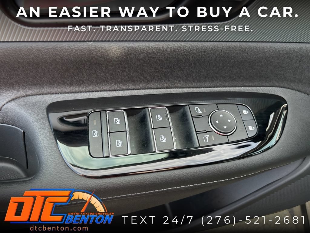 Used 2025 Nissan Murano SL AWD/4WD image 19
