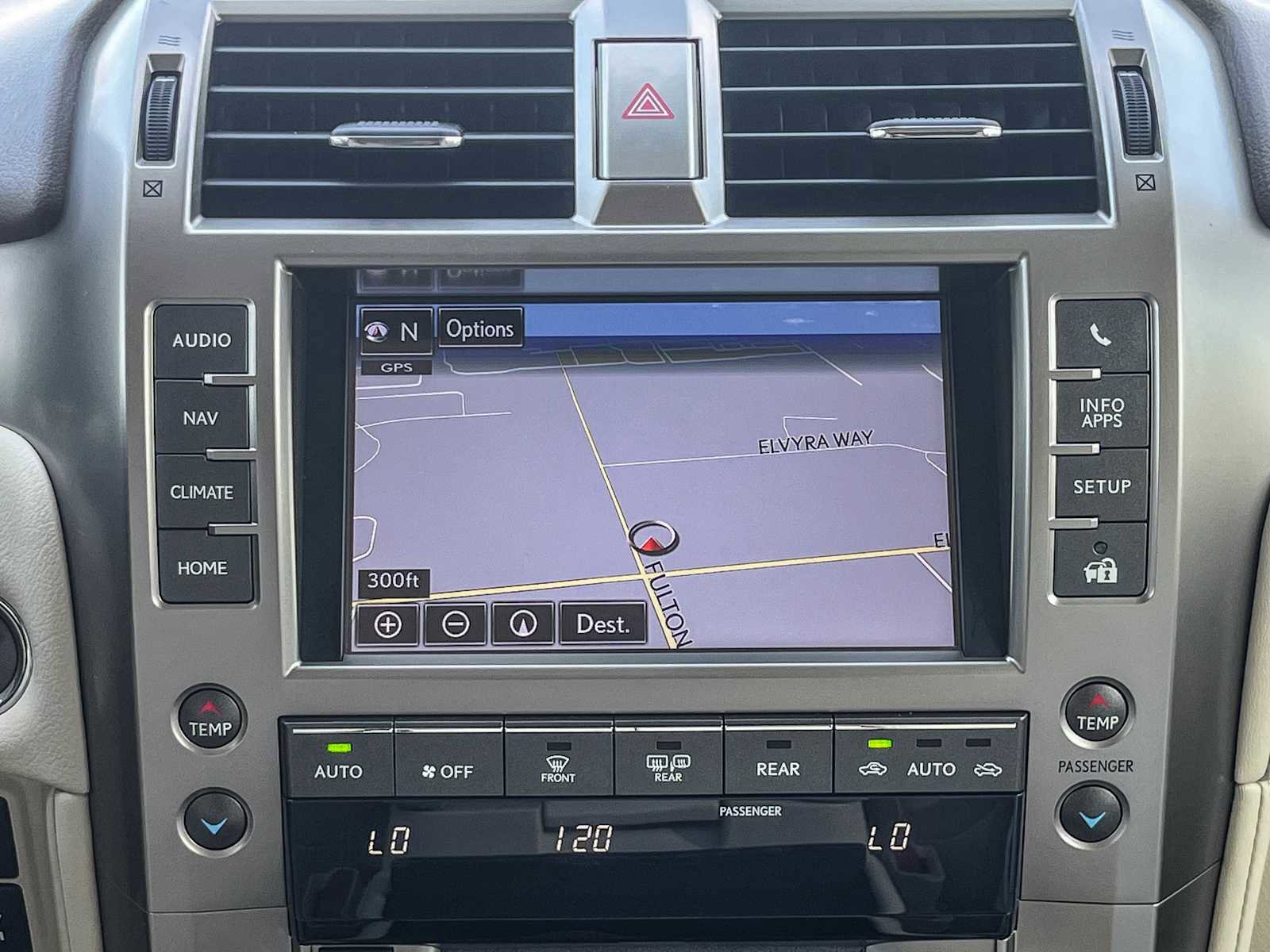 Used 2016 Lexus GX 460 w/ Premium Package image 13