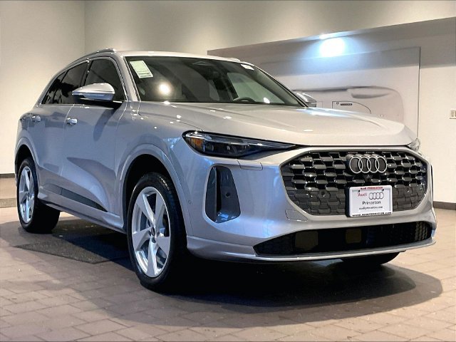 New 2026 Audi Q5 Premium Plus