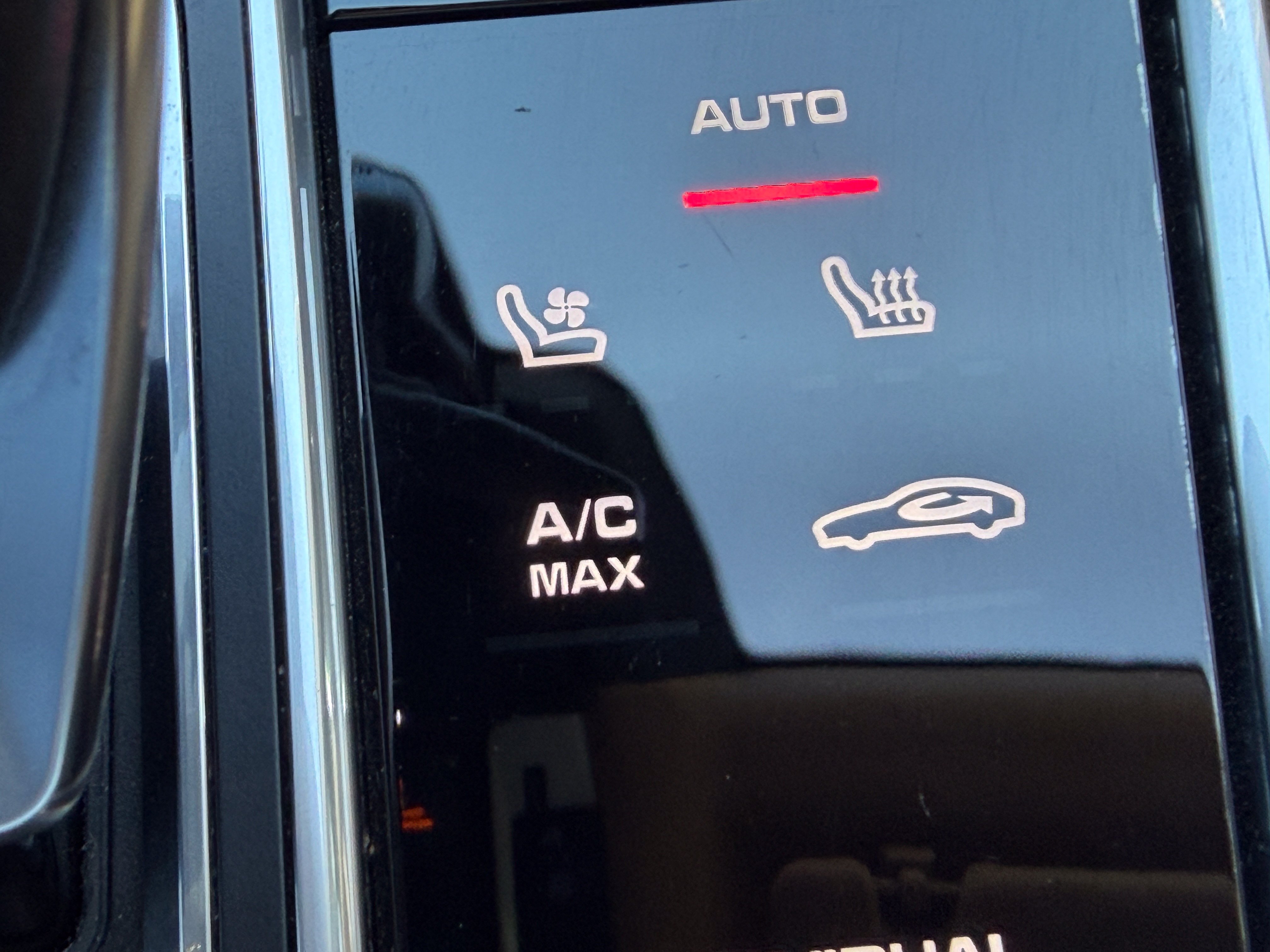 Certified 2021 Porsche Panamera 4S AWD/4WD image 27