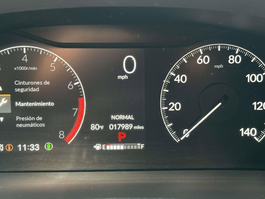 Certified 2025 Honda Pilot Sport image 16