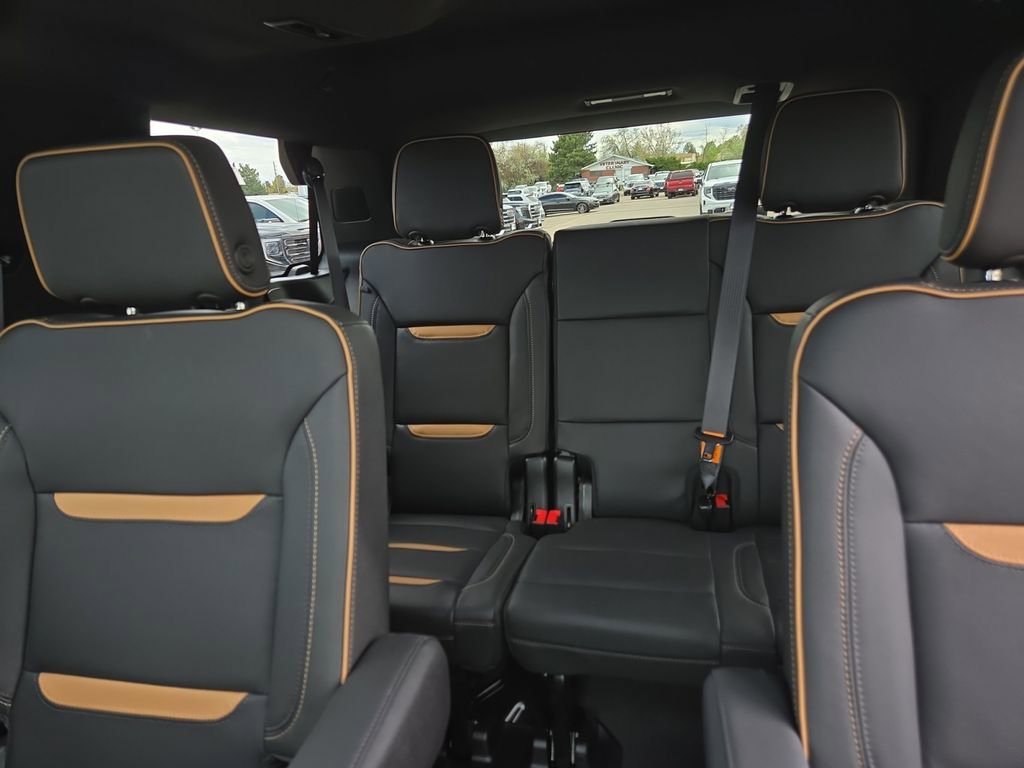 Used 2024 GMC Yukon AT4 w/ AT4 Premium Package image 20