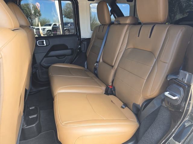 Used 2022 Jeep Wrangler Unlimited Sahara w/ Cold Weather Group image 13