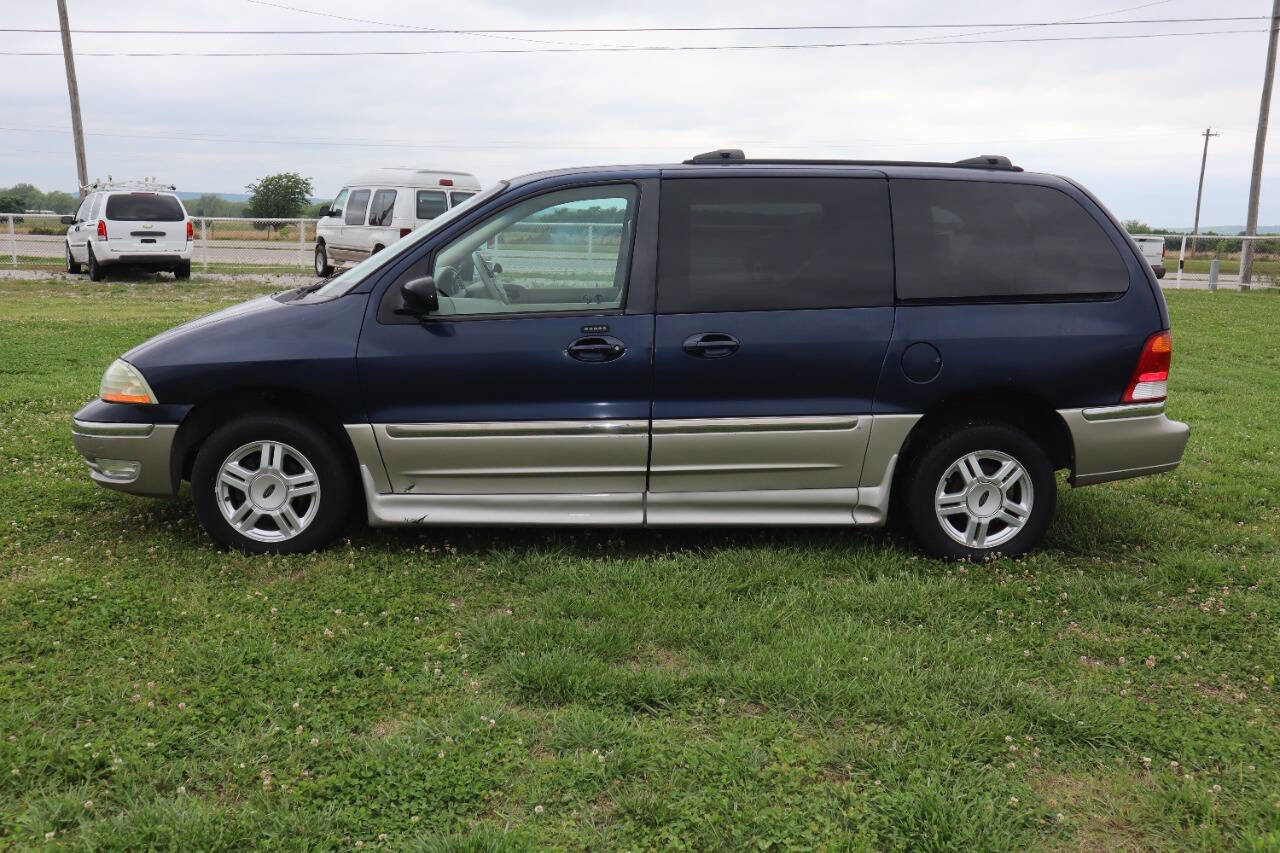 Used 2002 Ford Windstar SEL FWD image 15