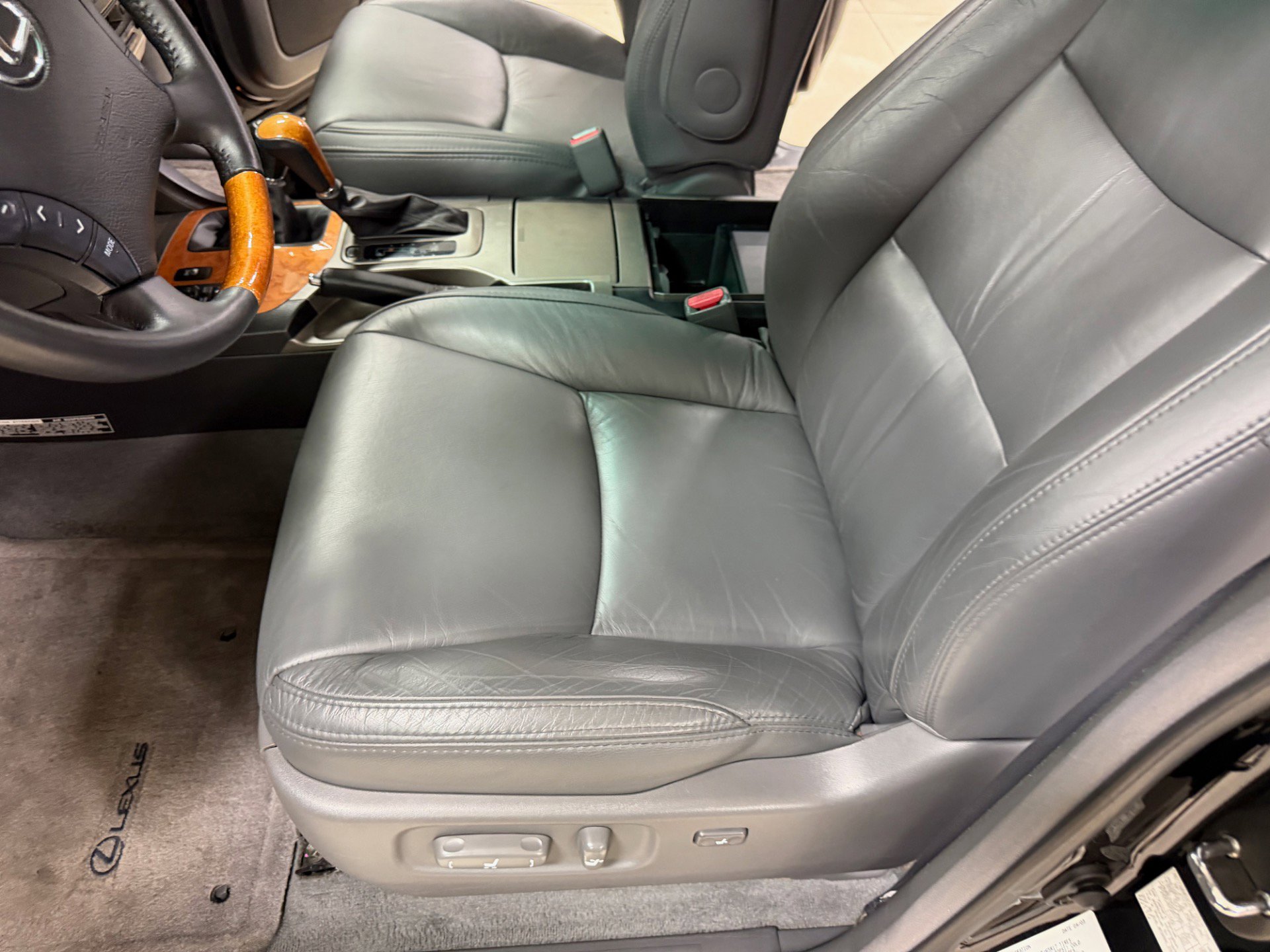 Used 2003 Lexus GX 470 AWD/4WD image 27