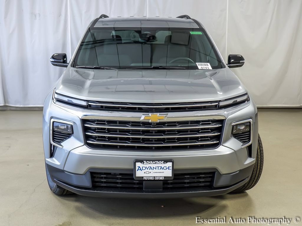 New 2026 Chevrolet Traverse LT w/ LPO, Floor Liner Package FWD image 5