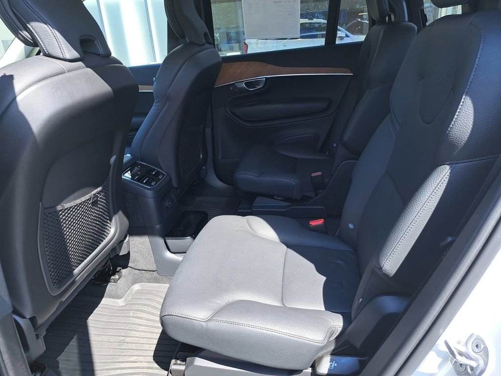 Used 2024 Volvo XC90 T8 Plus w/ Protection Package Premier image 24