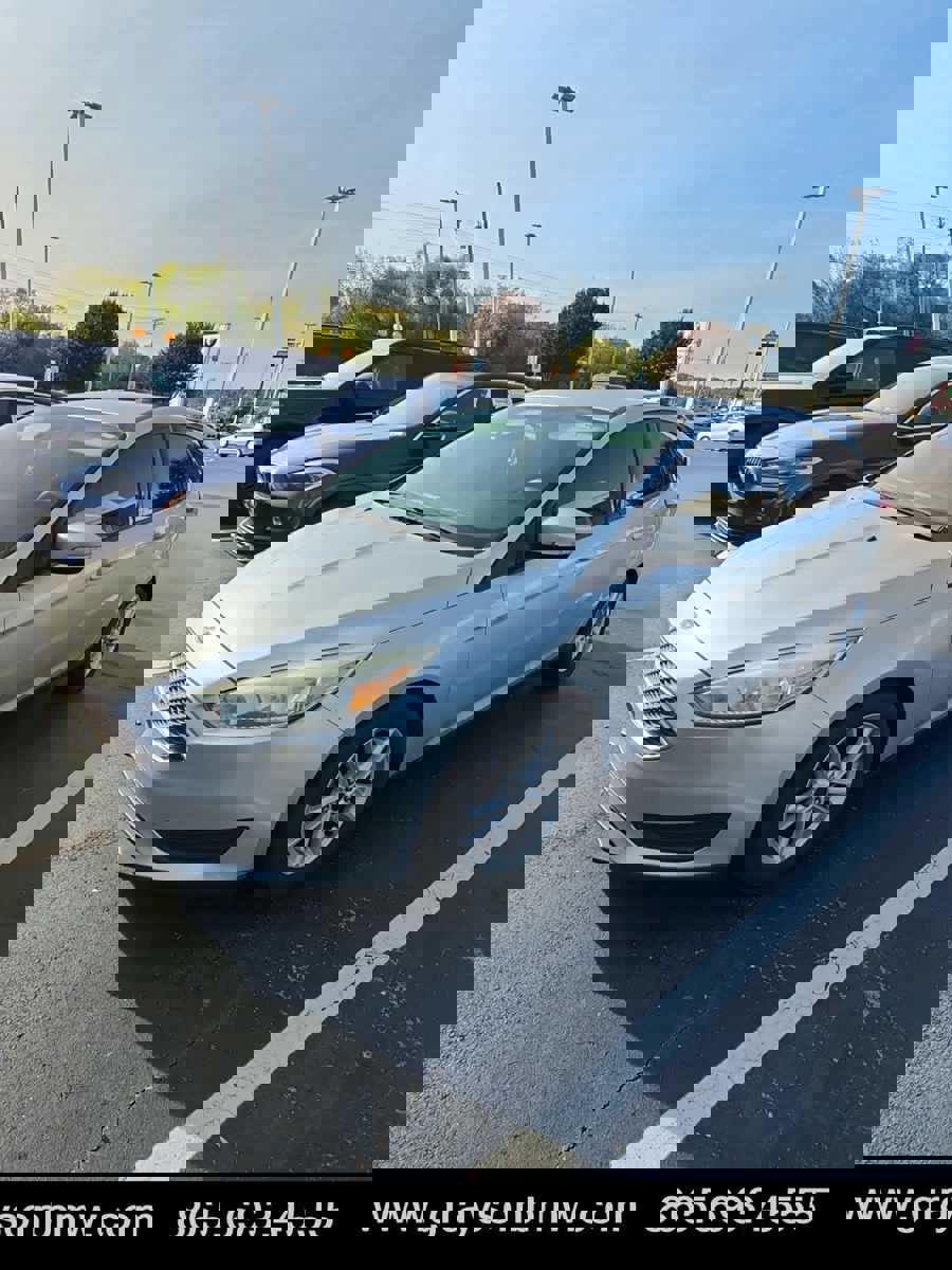 Used 2015 Ford Focus SE