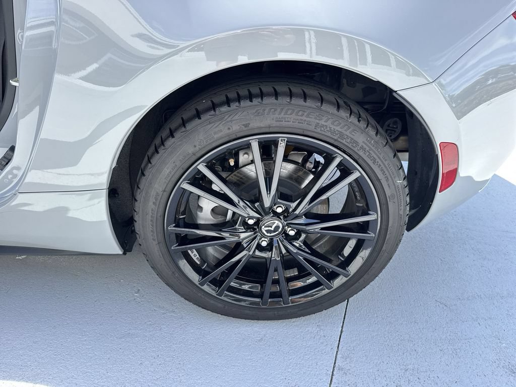 Used 2025 MAZDA MX-5 Miata Club RWD image 55