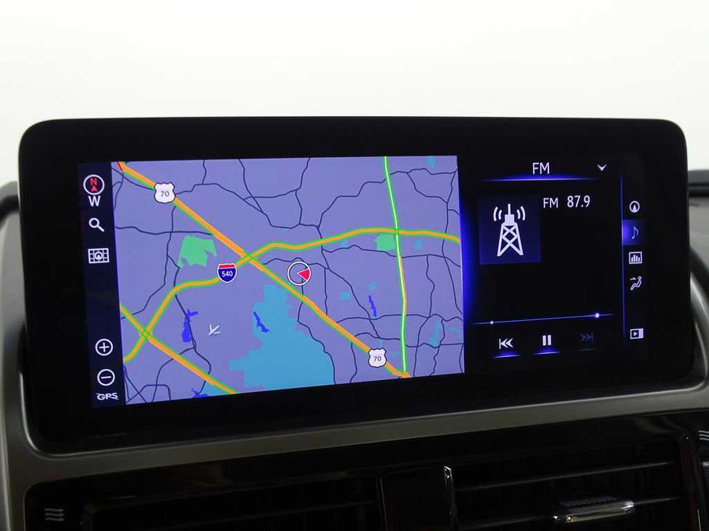 Used 2023 Lexus GX 460 Luxury w/ Sport Design Package image 5