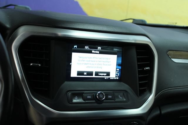 Used 2017 GMC Acadia SLE FWD image 18