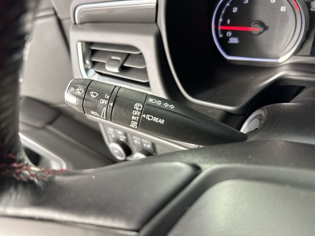 Used 2021 Chevrolet Suburban RST image 15