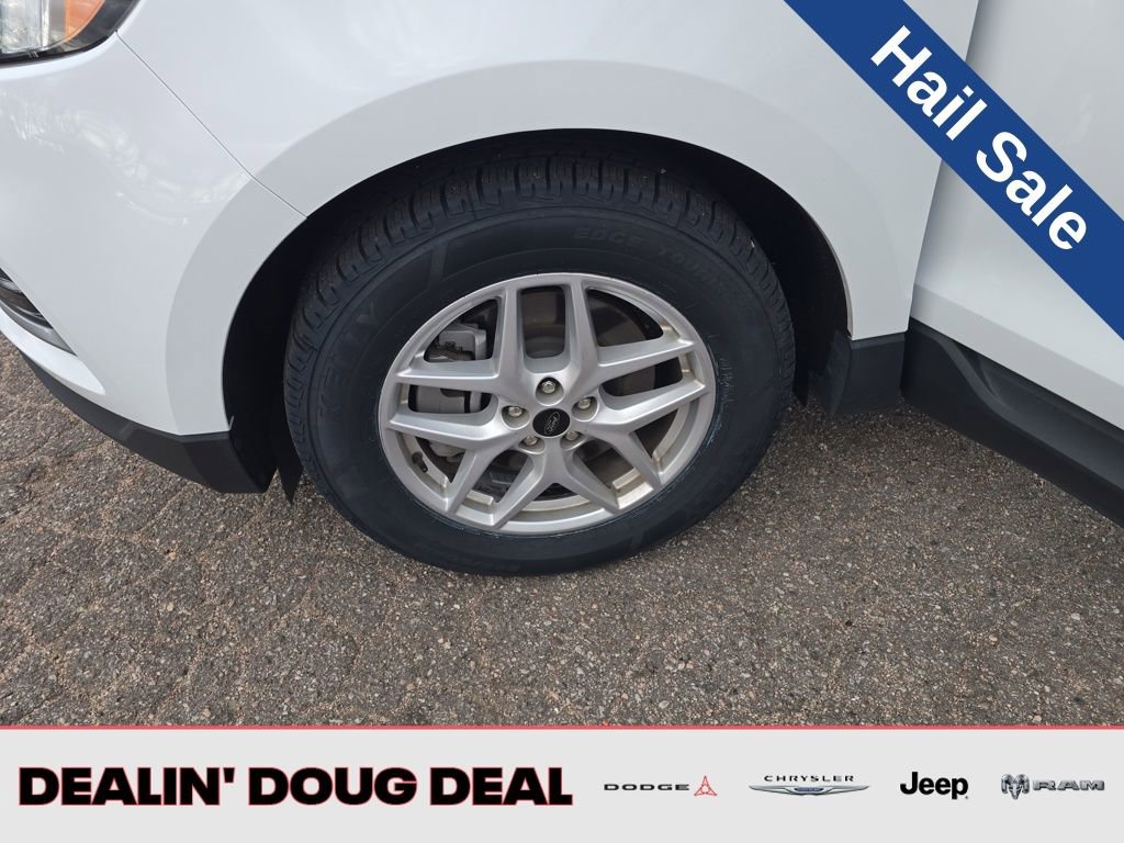 Used 2024 Ford Edge SEL image 25