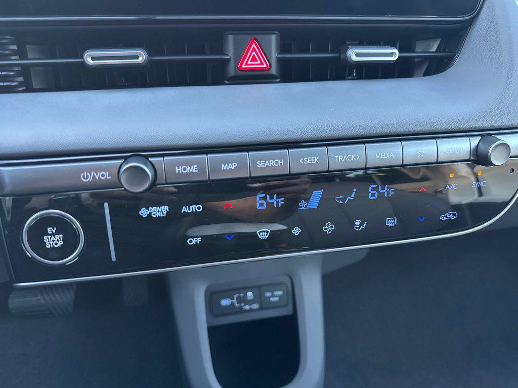 New 2027 Hyundai Ioniq 5 SEL AWD/4WD image 16