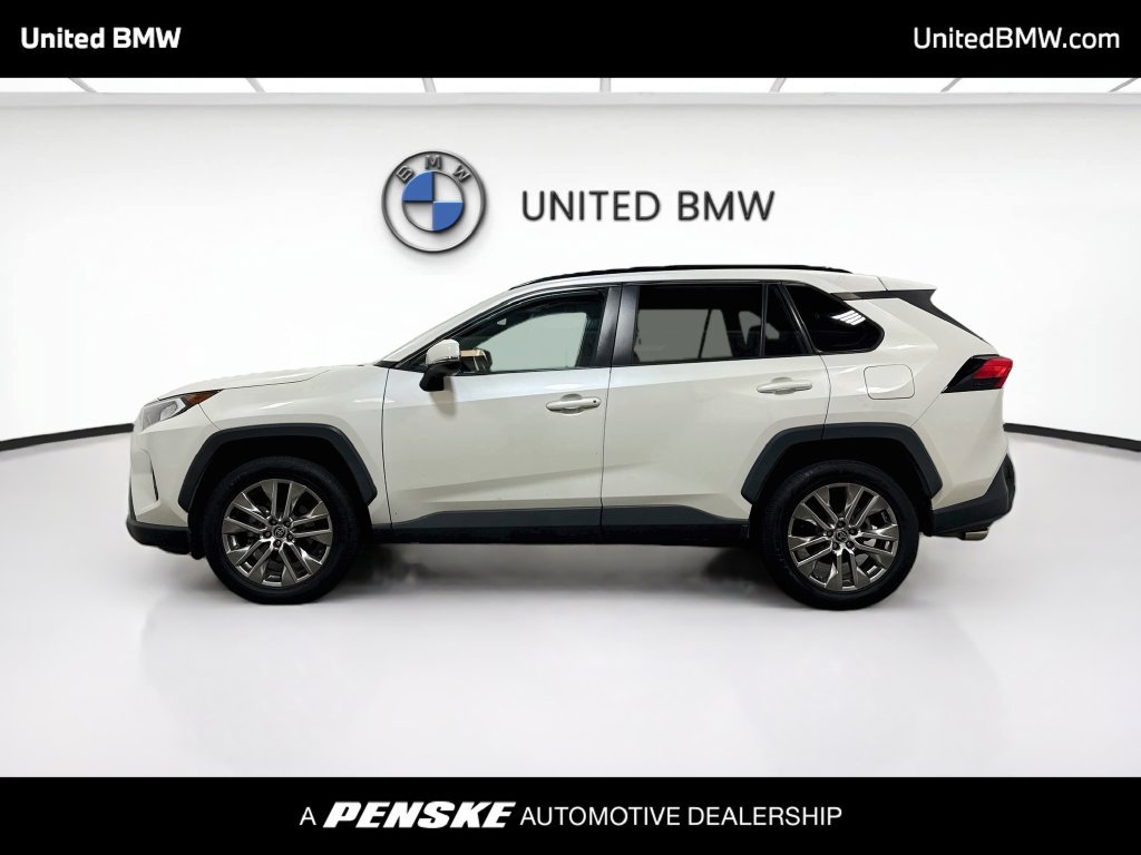 Used 2021 Toyota RAV4 XLE Premium FWD image 8