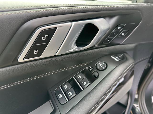 Certified 2025 BMW X5 xDrive40i image 16