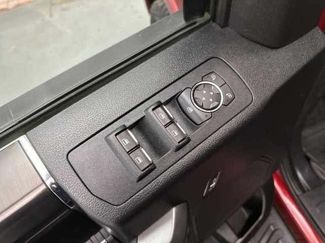 Used 2018 Ford F150 XLT w/ Equipment Group 302A Luxury AWD/4WD image 19
