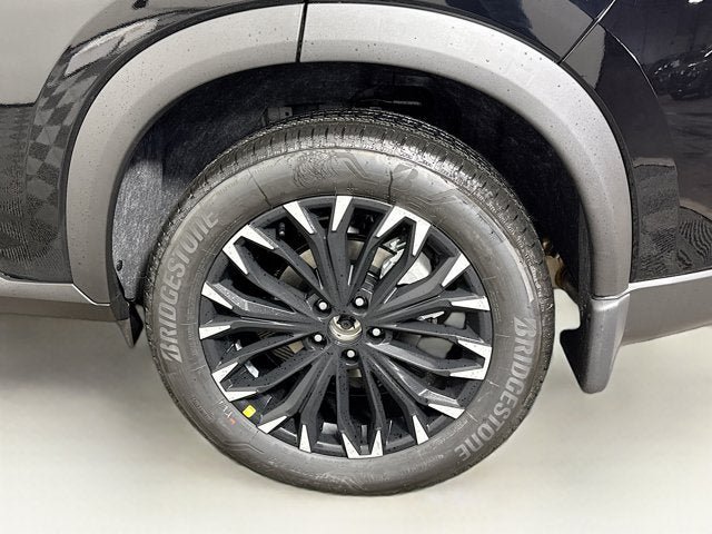 New 2026 Nissan Rogue Dark Armor AWD/4WD image 9