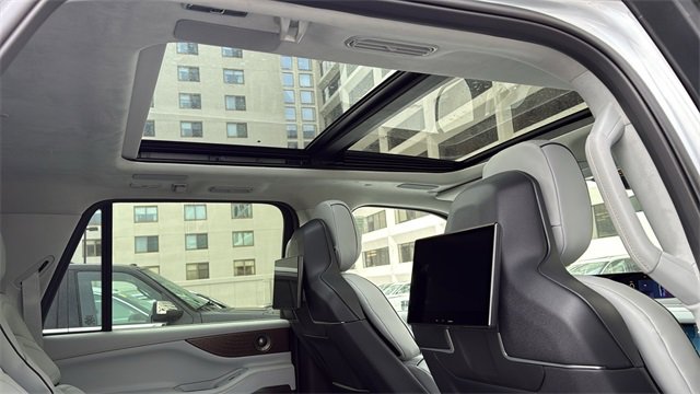 New 2026 Lincoln Navigator L Black Label image 5